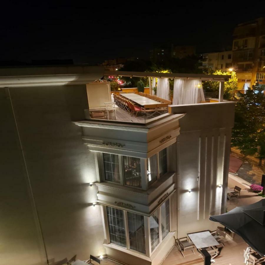 Classic Hotel Тирана Экстерьер фото